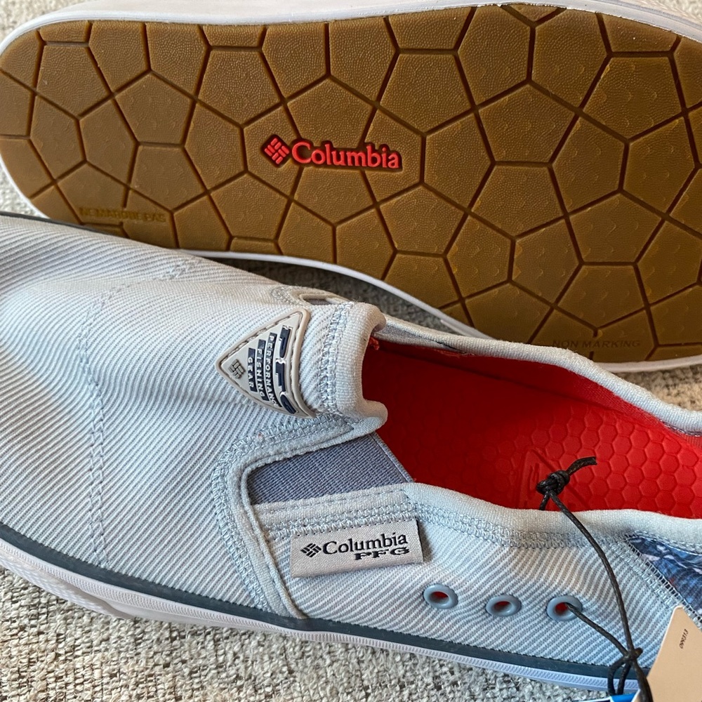 NWT Columbia women’s 7.5 Slackwater PFG slip shoe